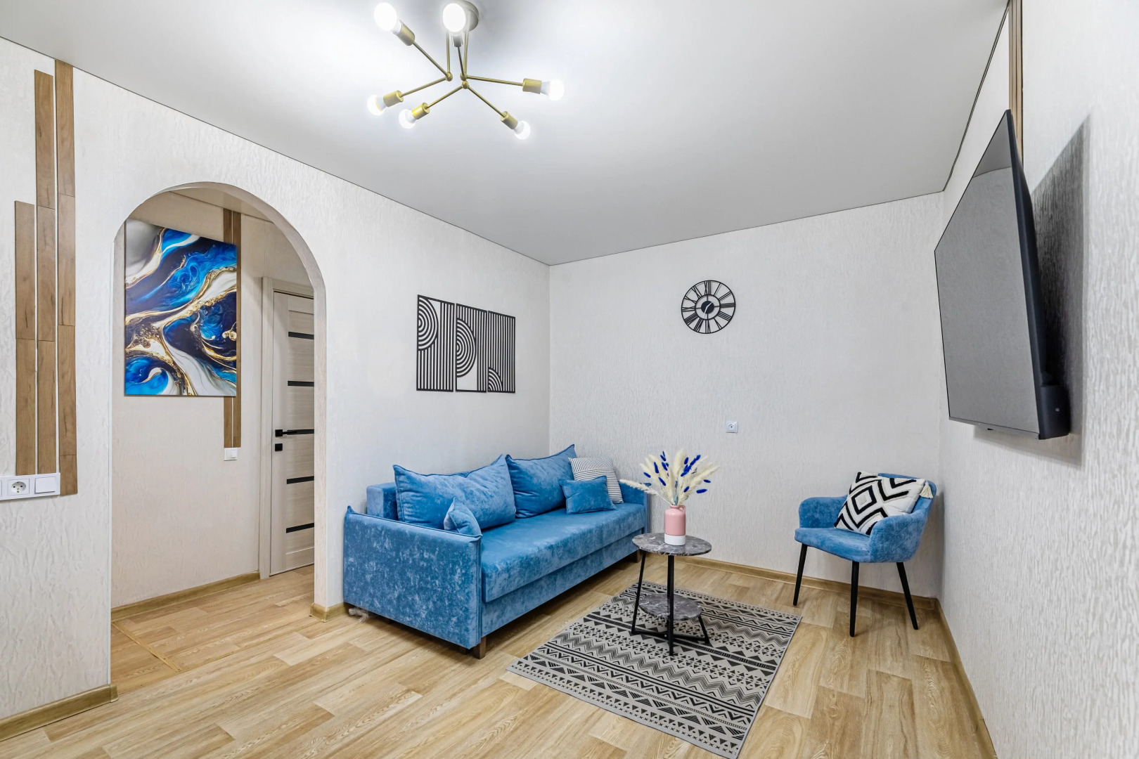 Апартаменты TatAparts двухкомнатные у Кремля