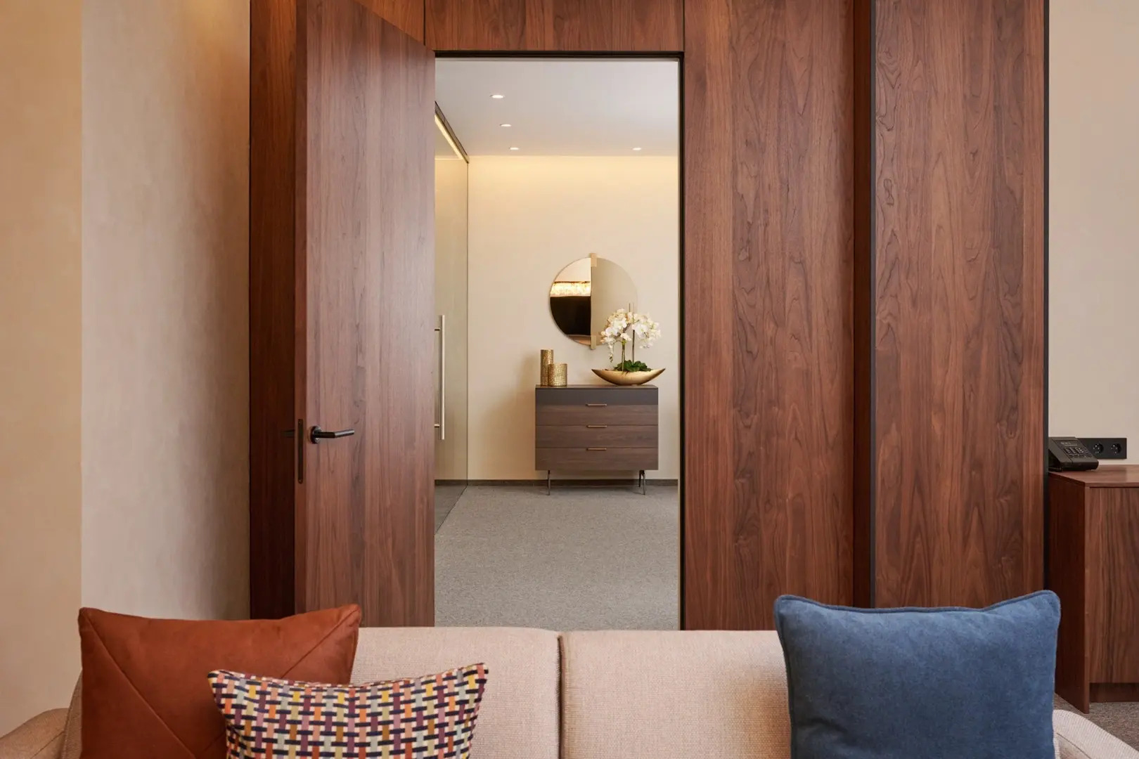 Отель Aura CityHotel