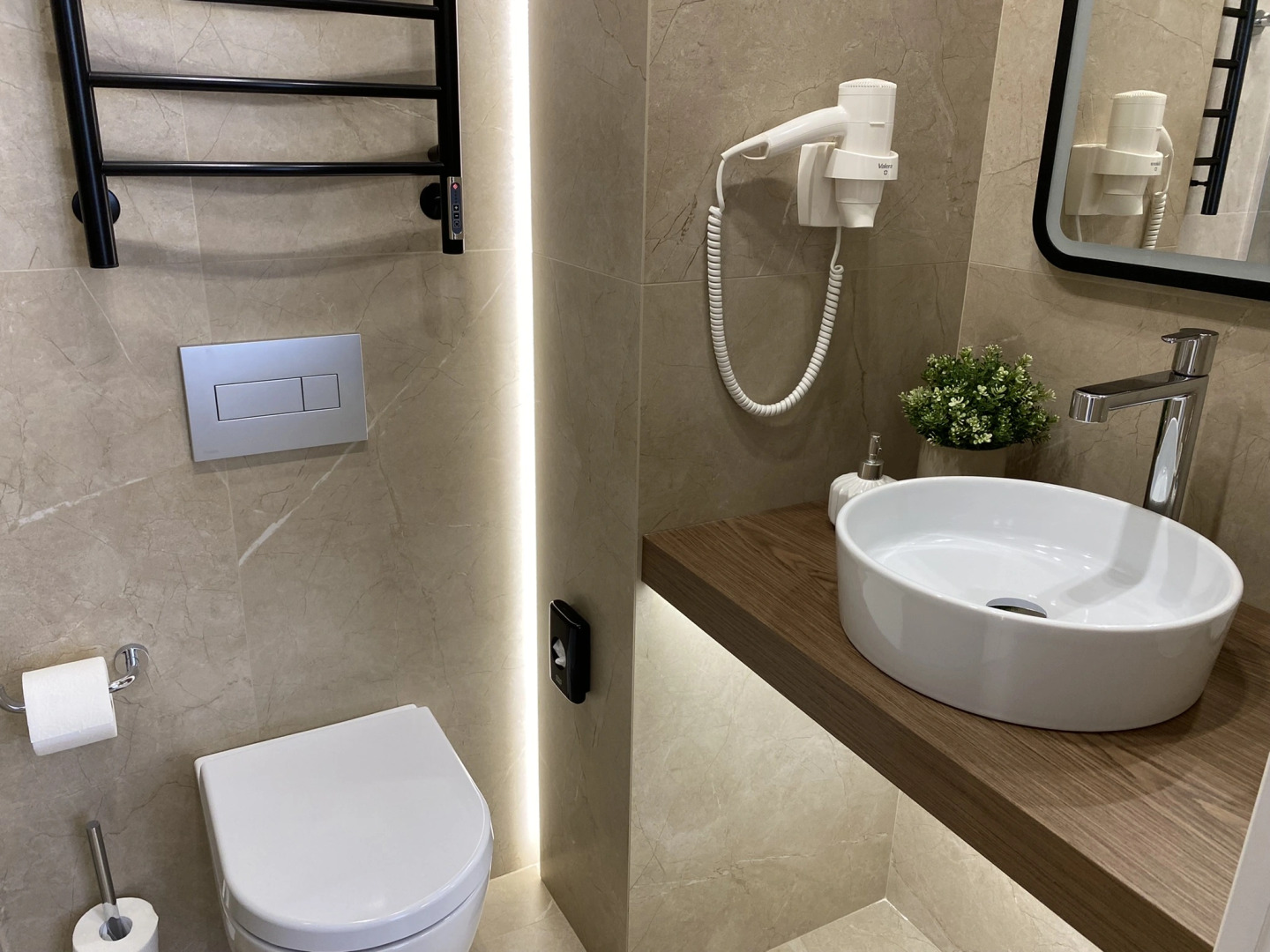 Мини-Отель Мистер Жулебин