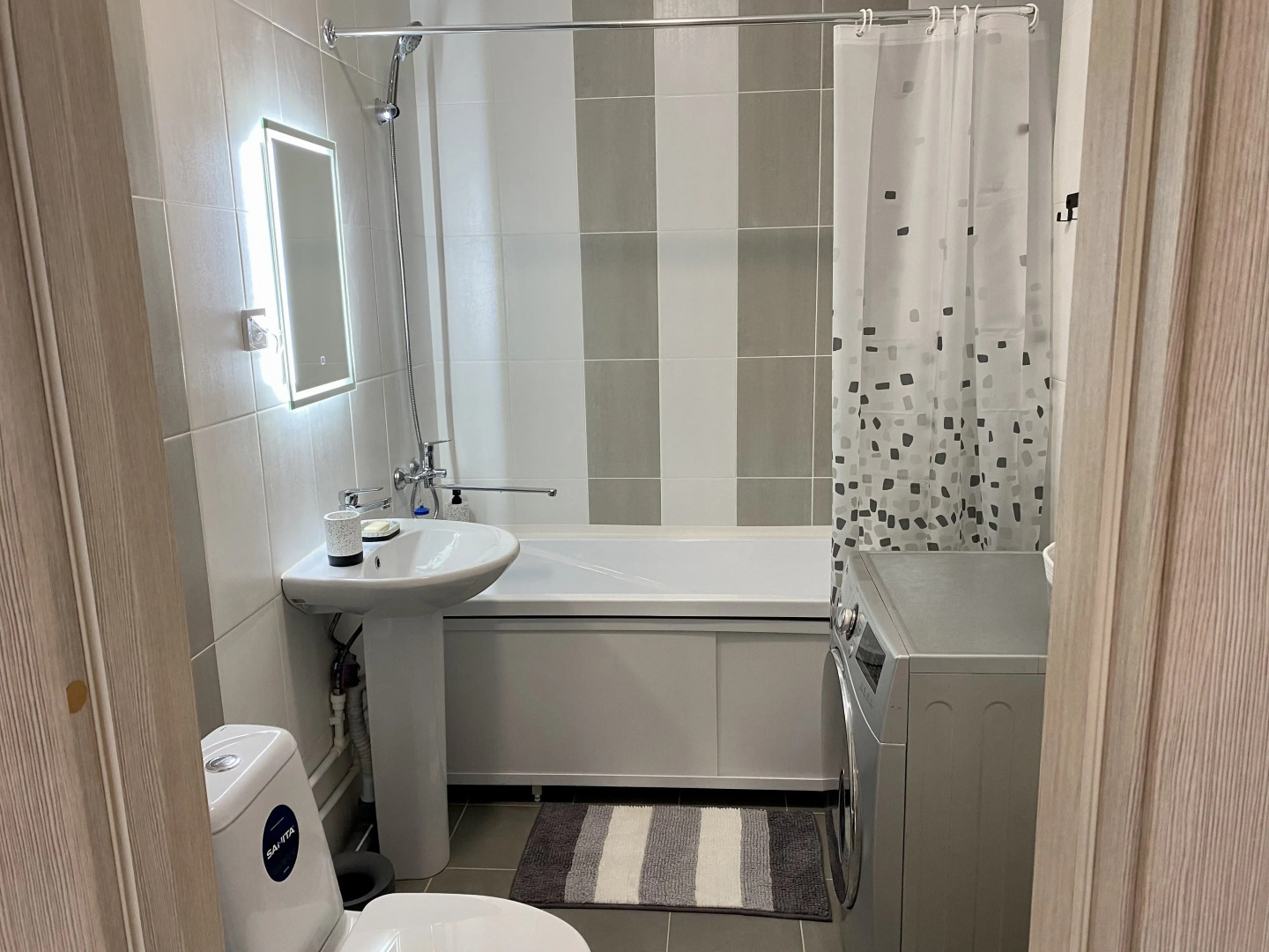 Апартаменты Семейные недалеко от Северного объезда