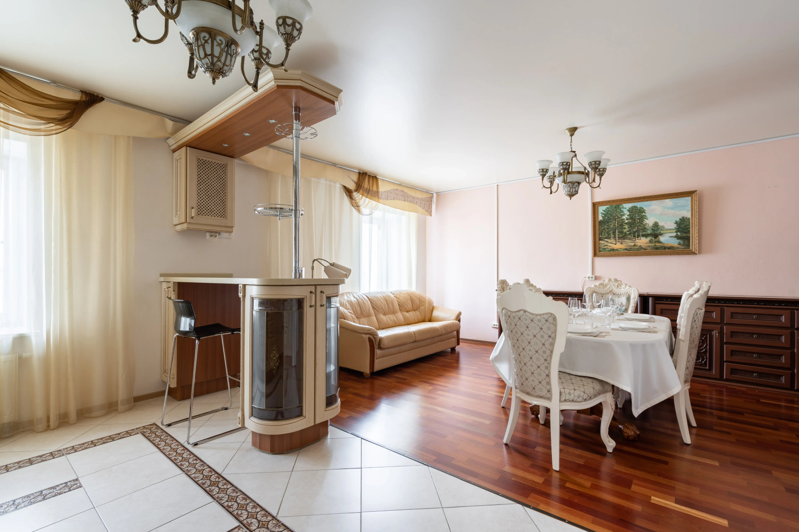 Апартаменты Атмосферная квартира в доме с музеем