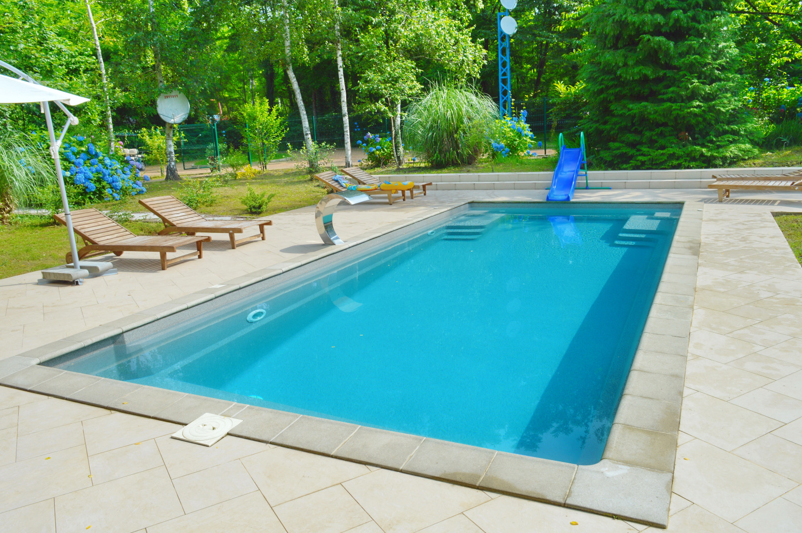 Морская Даль