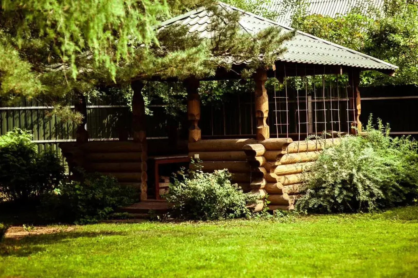 Шале  Изба Николаича