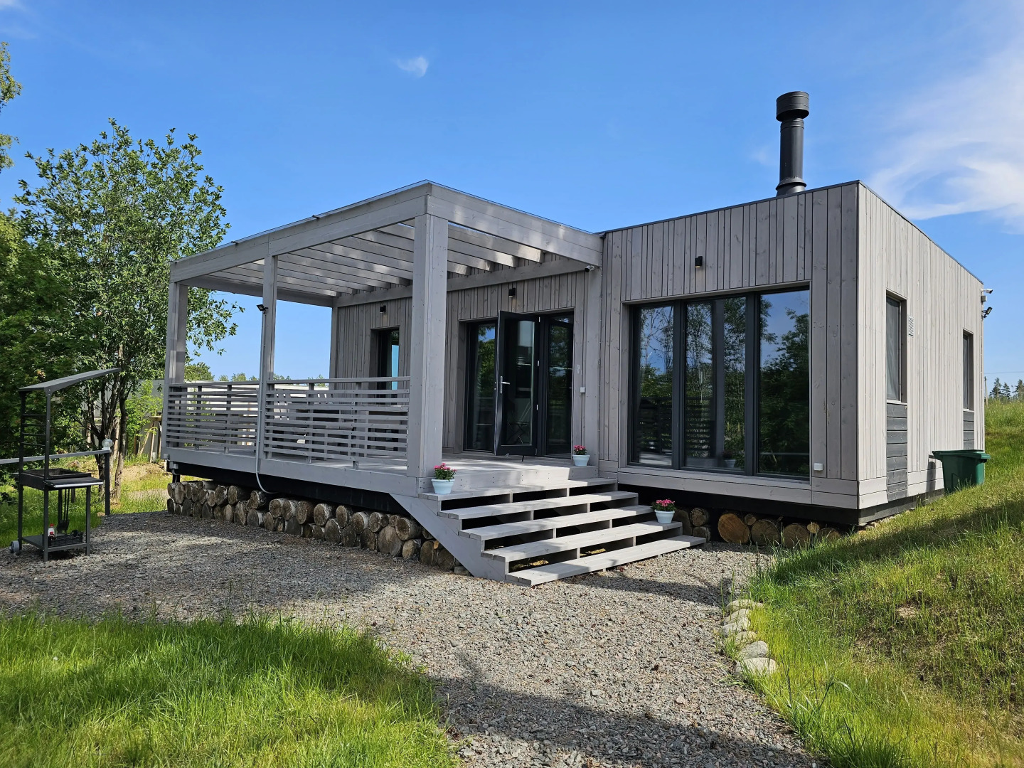 Коттедж Черничный Склон Family House