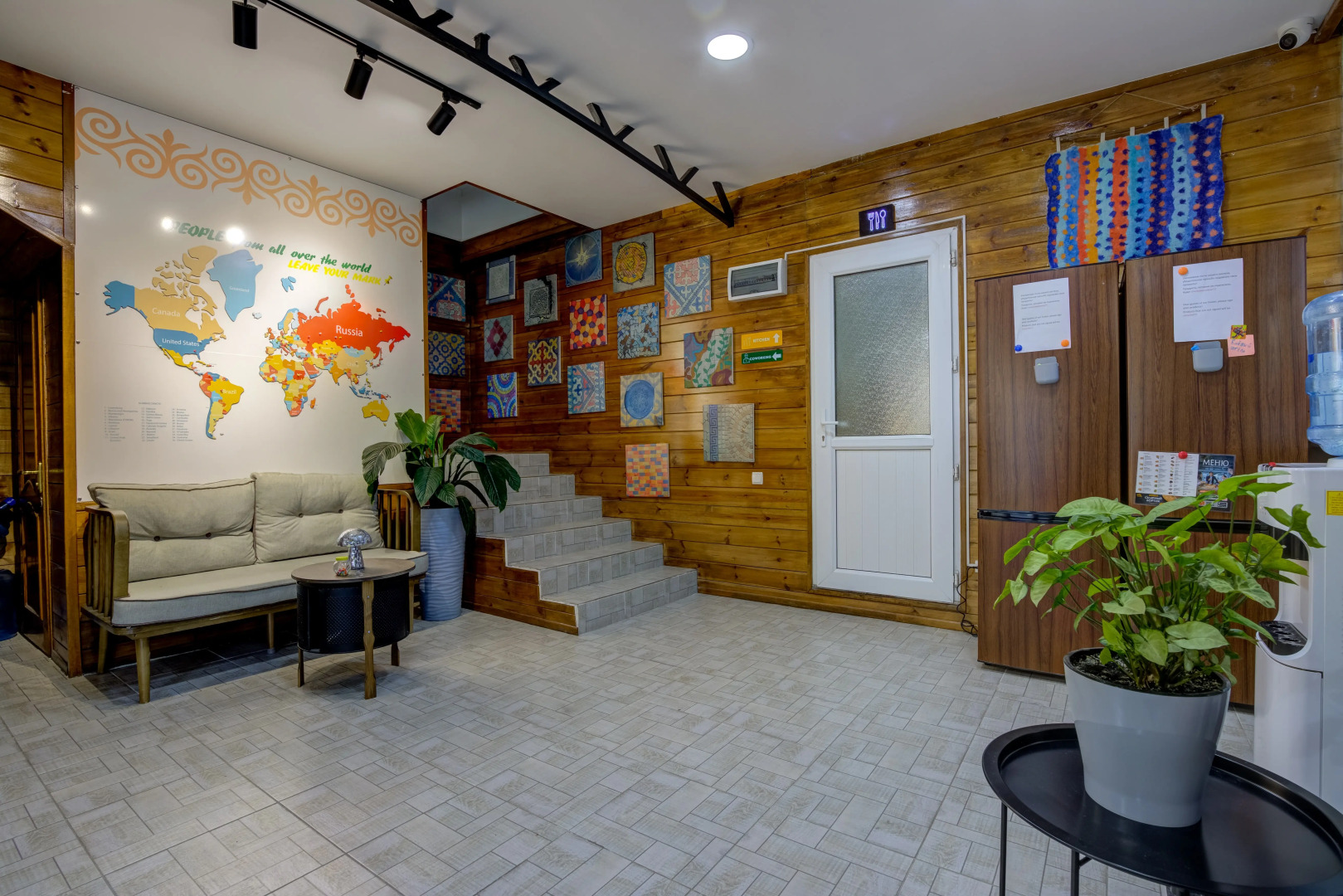 Хостел People Hostel & Coworking
