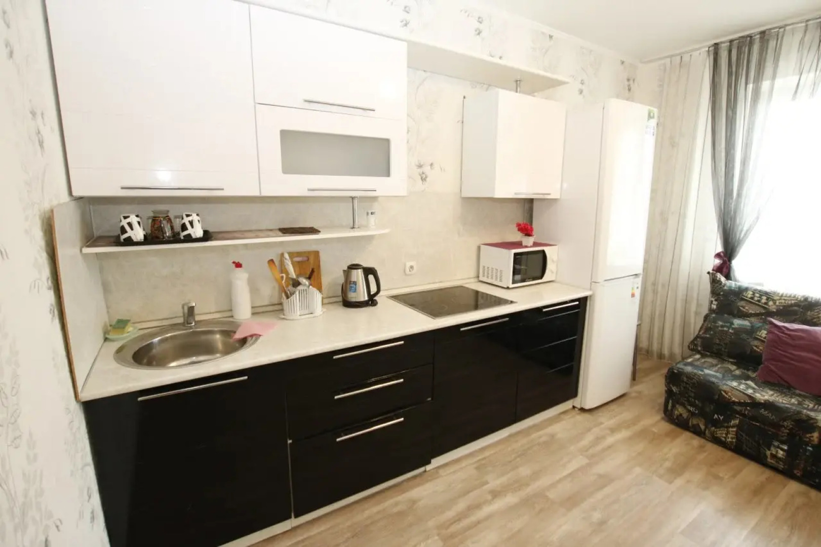 Апартаменты Юлиуса Фучика 9