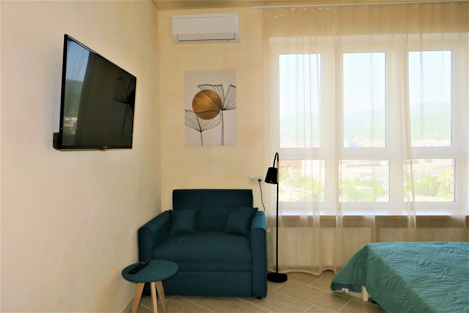 Апартаменты Семейные Трёхкомнатные на Солнечной