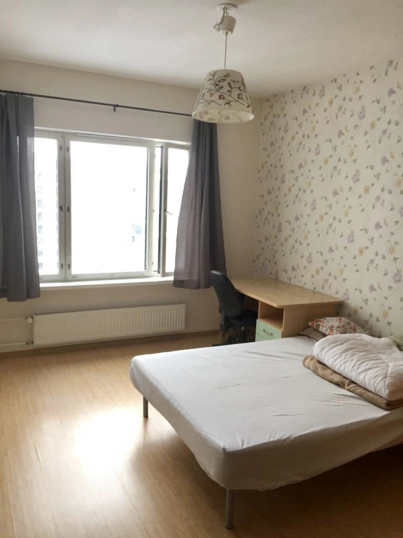 Квартира просторная 3-х комнатная в тихом и уютном районе