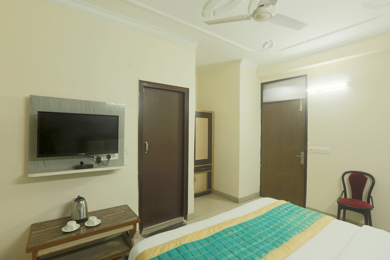 Отель Airport Mayank Residency