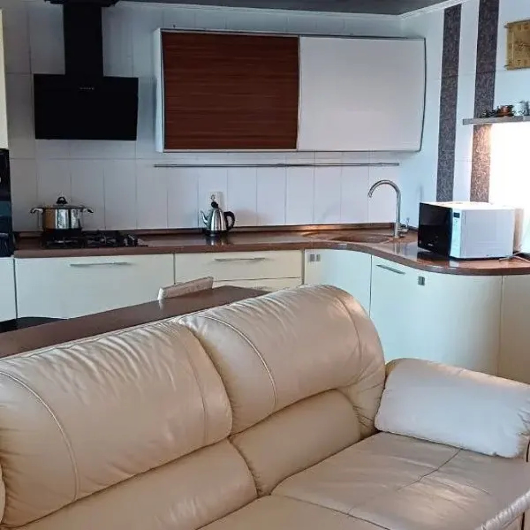 Апартаменты  Rich House на улице Новосёлов 8