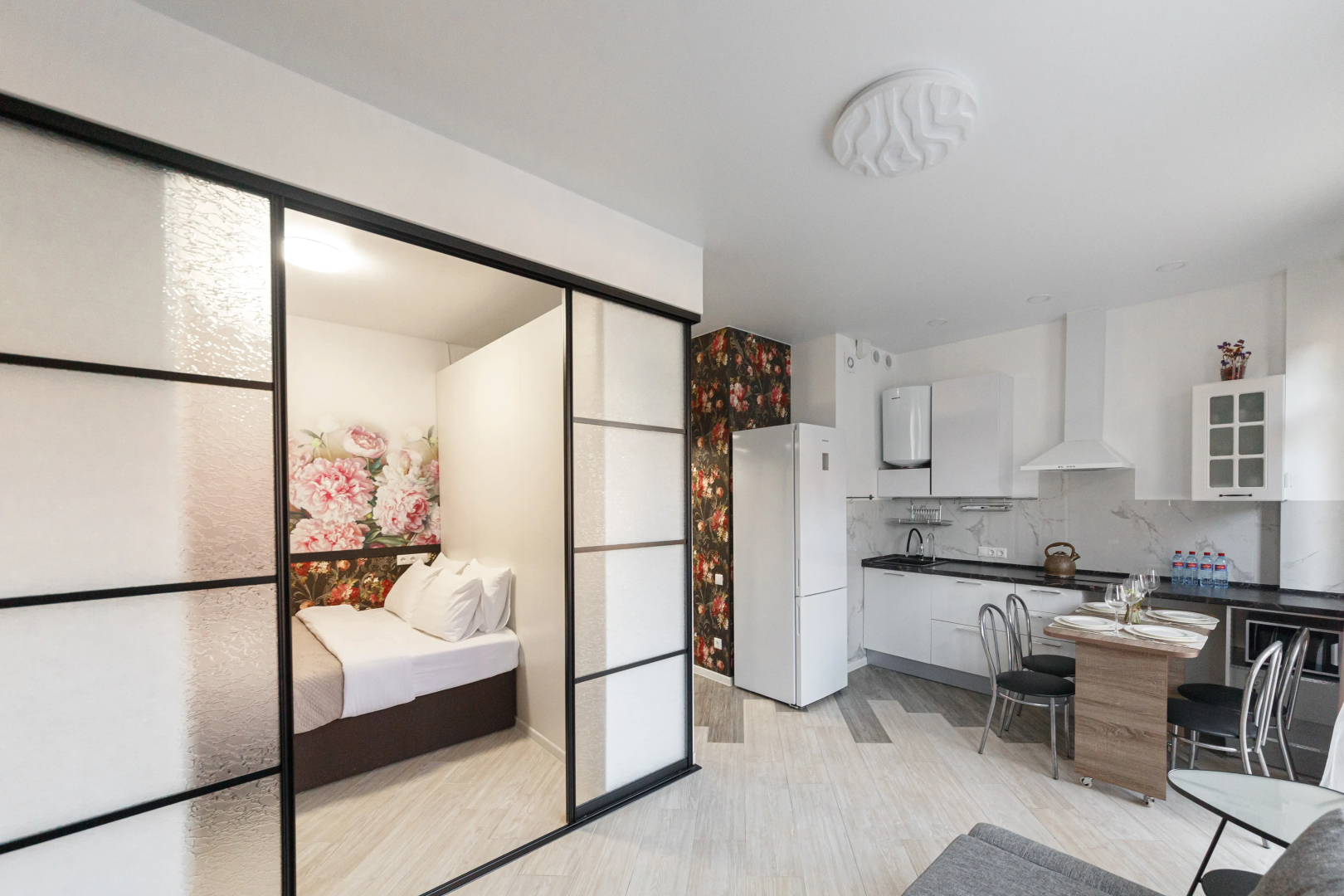 Апартаменты Red Apartments Арт Лайт Росси