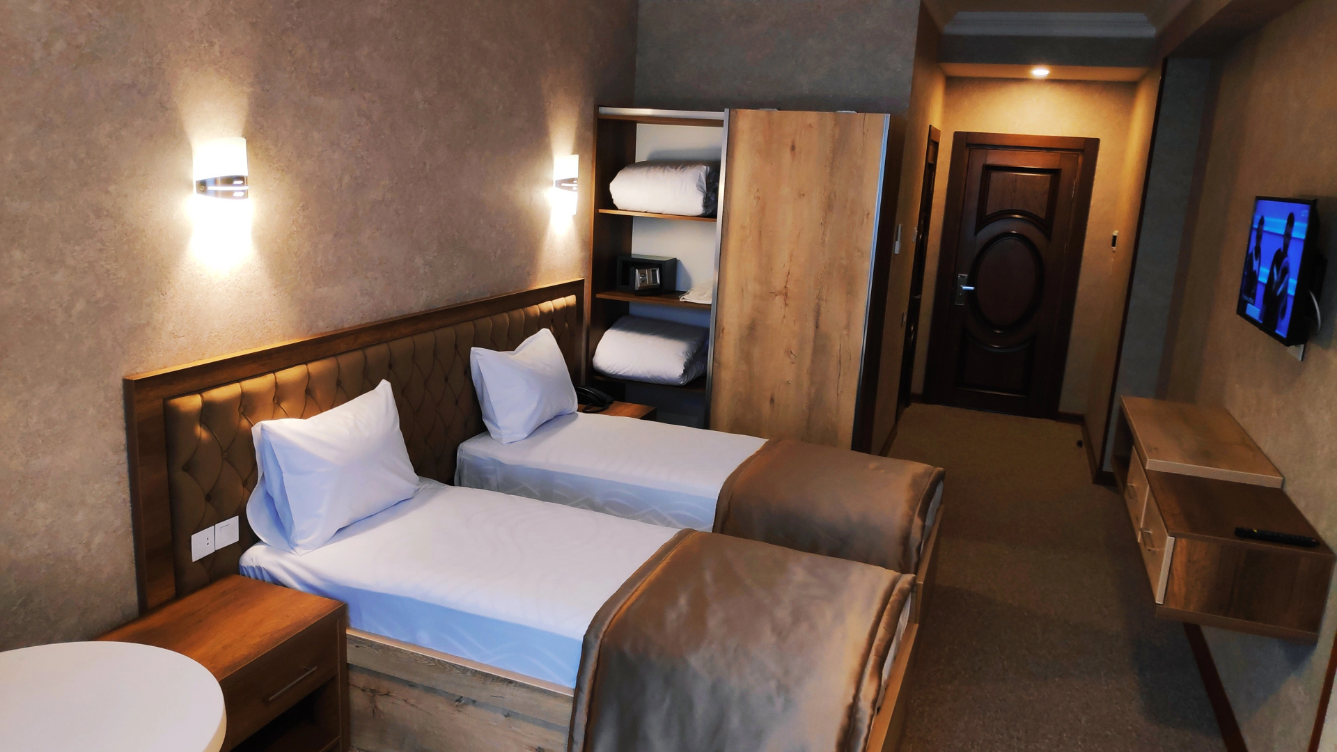 Отель Royal Sapphire