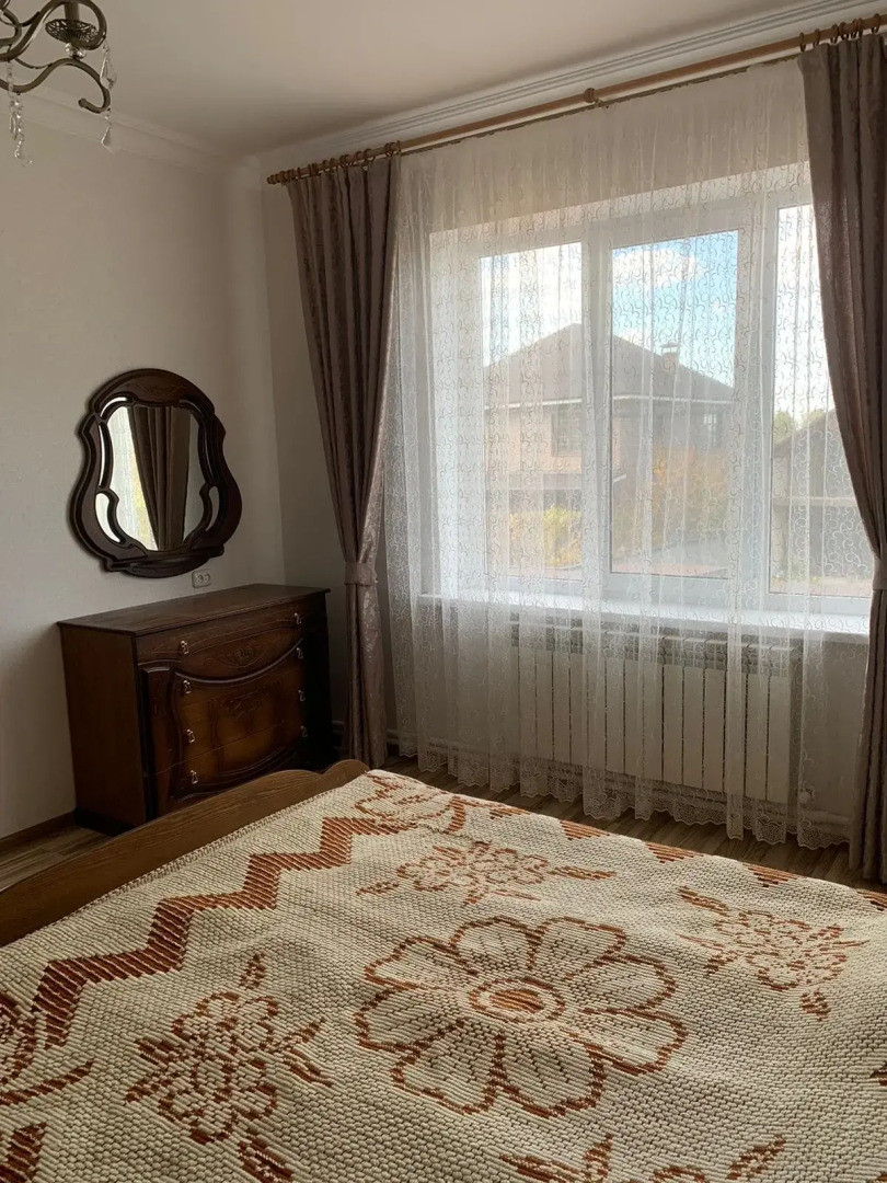 Частный Дом Двухэтажный с Бассейном