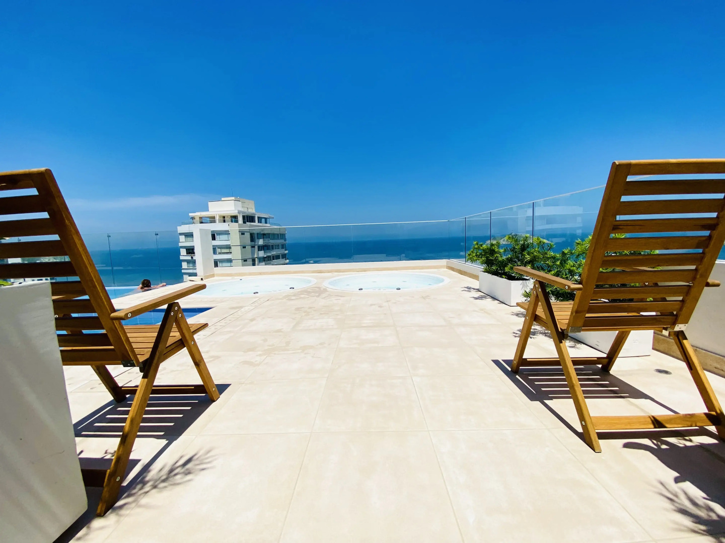 Апартаменты Blue Loft oceanview in Marina rooftop pool prime location