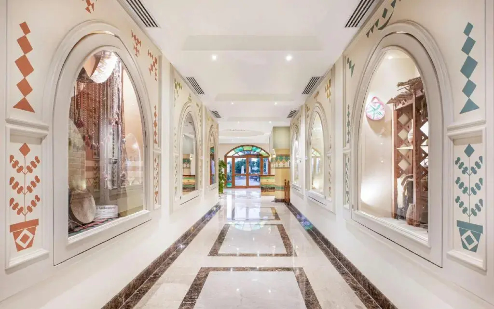 Ночлег и завтрак (B&B) Steigenberger Nile Palace Luxor Travel