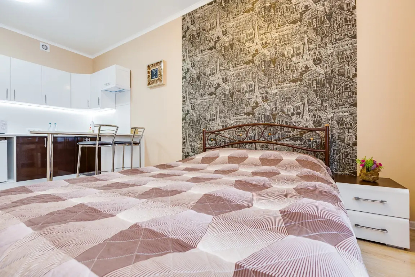 Апартаменты Никольские Коричневая Студия