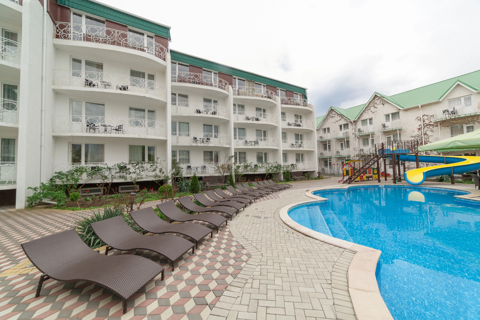 Отель Лиана