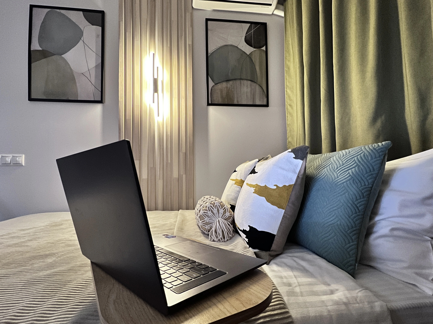 Апартаменты для двоих с выходом на набережную