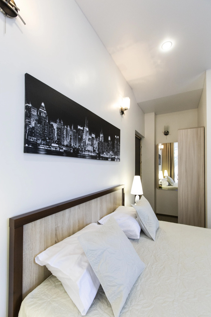 Отель Артхофф