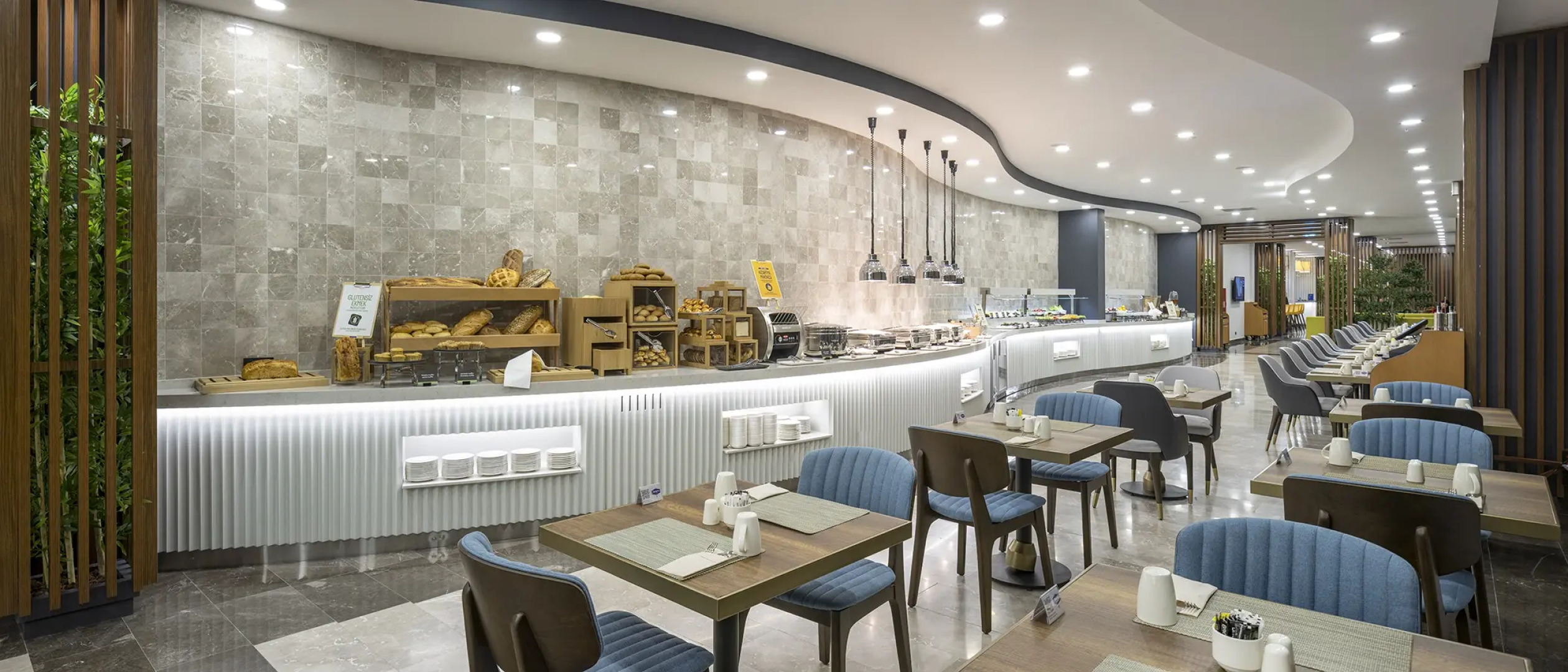 Отель Hampton by Hilton Istanbul Arnavutkoy