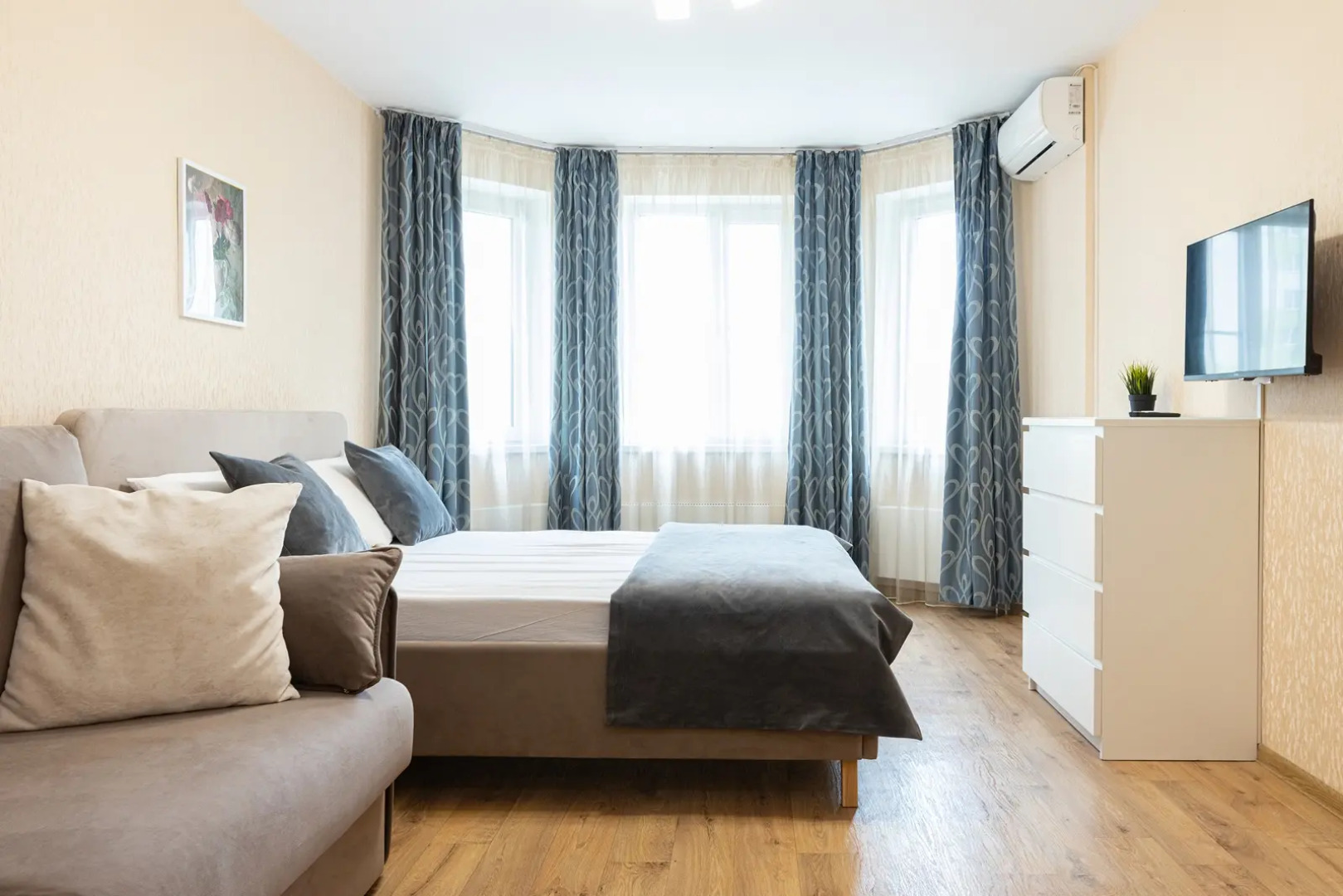 Апартаменты KvartalApartments на Волжской набережной 16