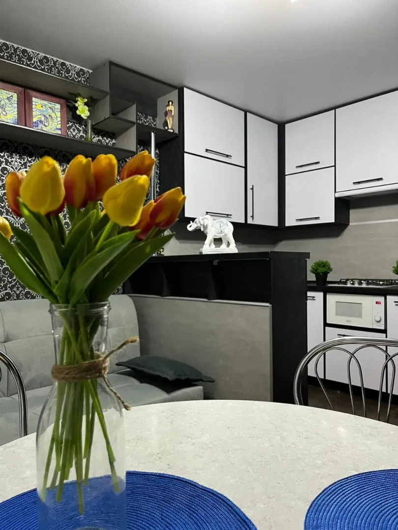 Апартаменты 1-комнатные рядом с Волгой в 6-ом микрорайоне