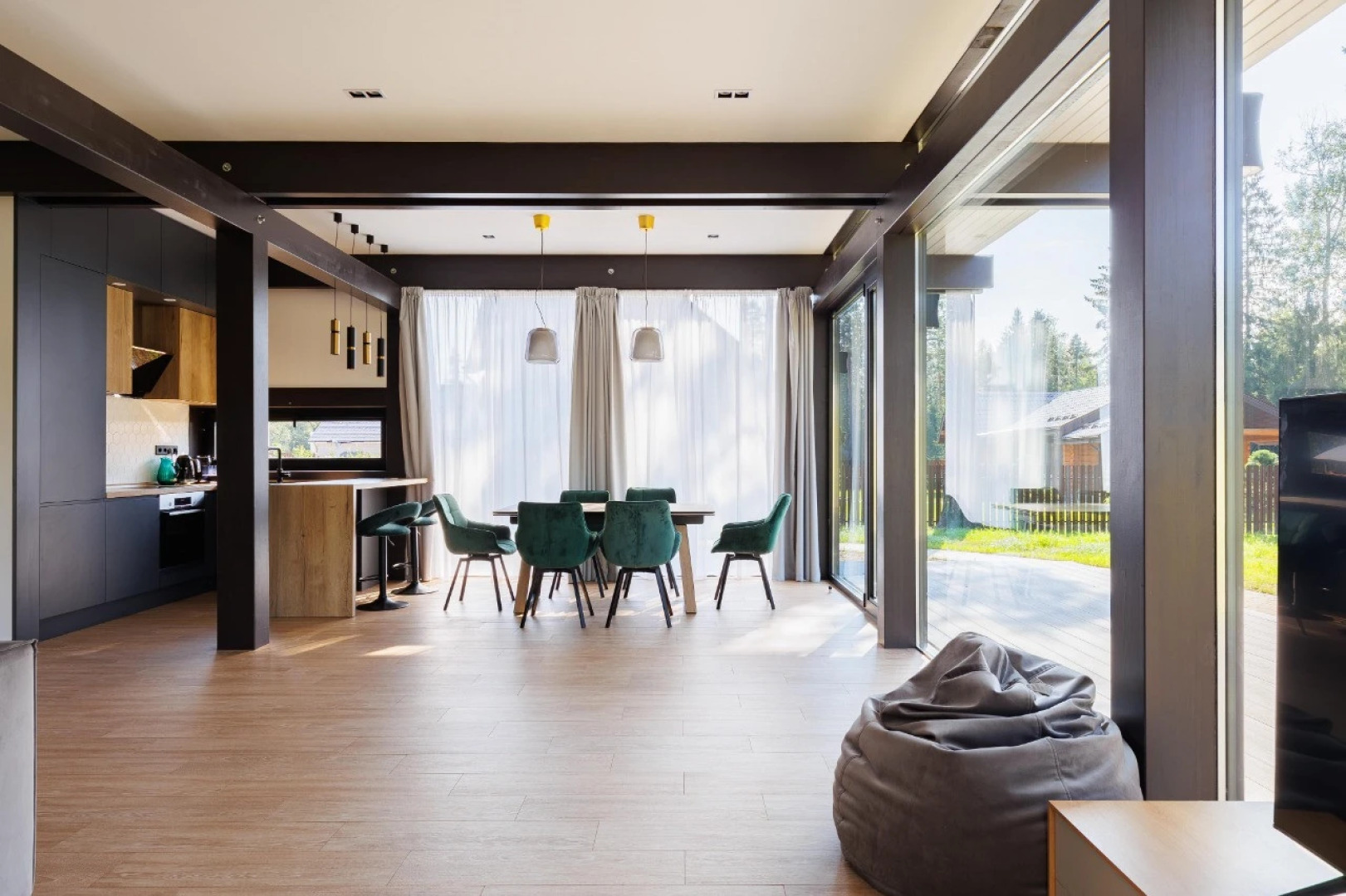 Гостевой Дом Дом с Панорамным Видом на Лес