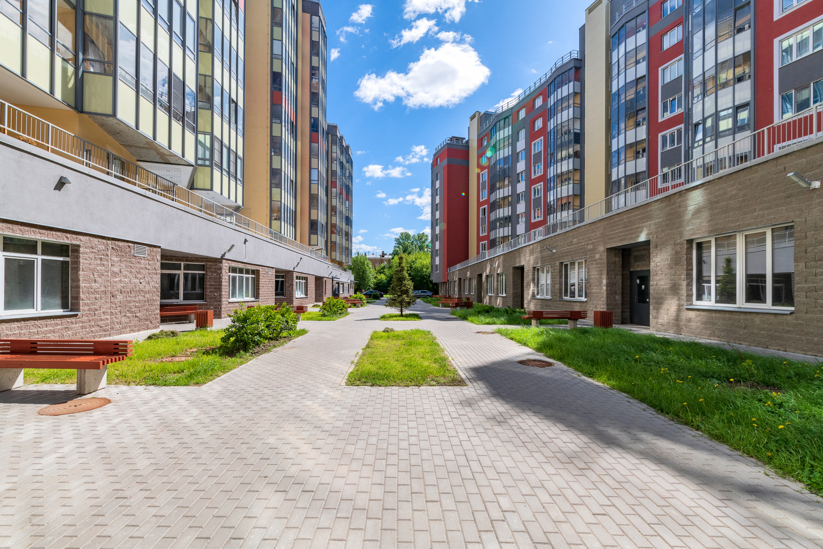 Апартаменты NicePlaceSPb на Большеохтинском 15к2