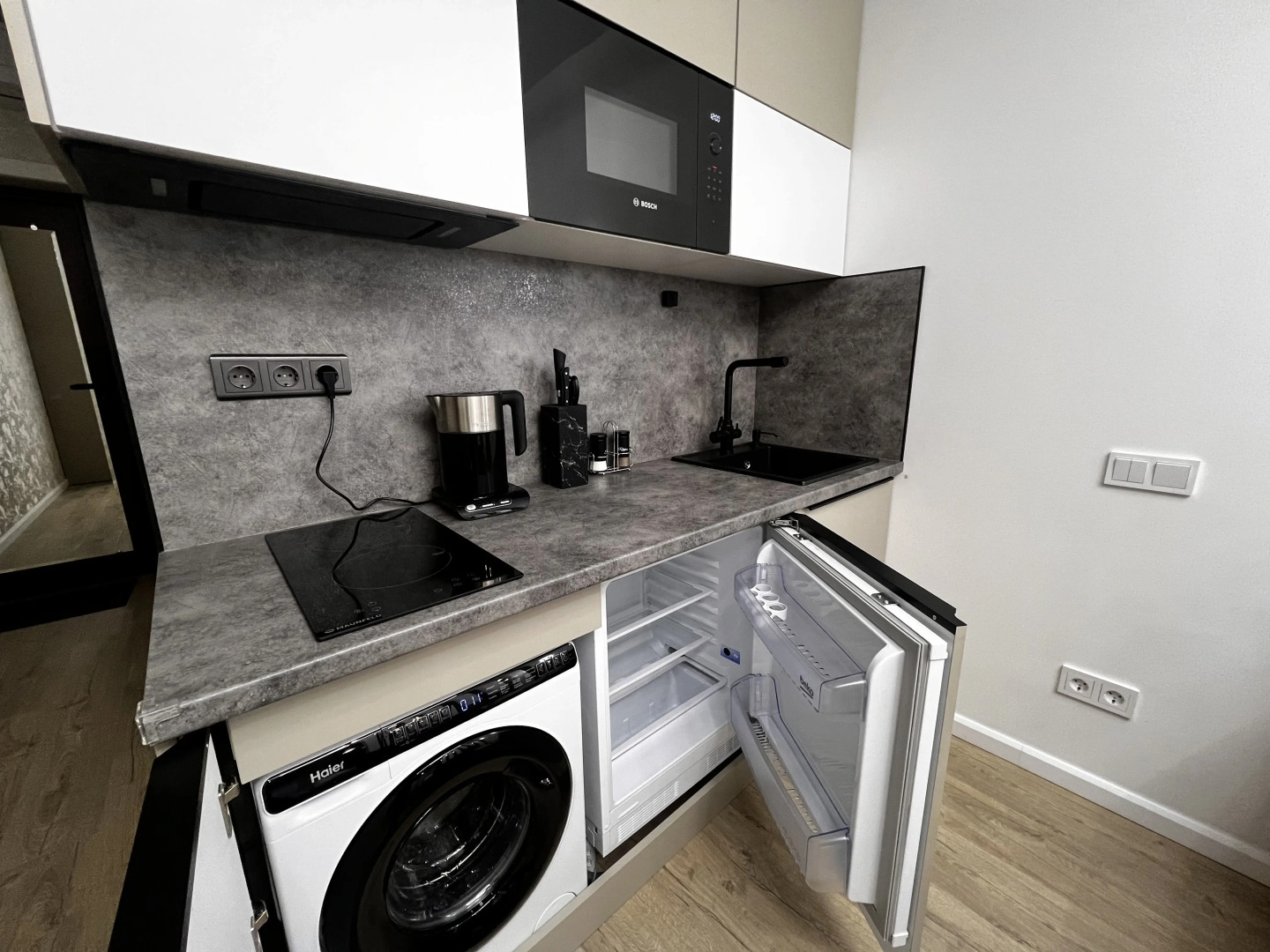 Апартаменты с большим бассейном