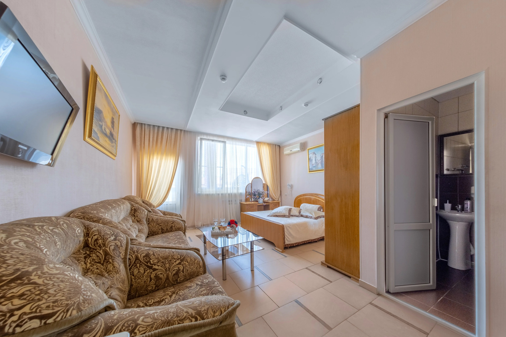 Отель Каскад