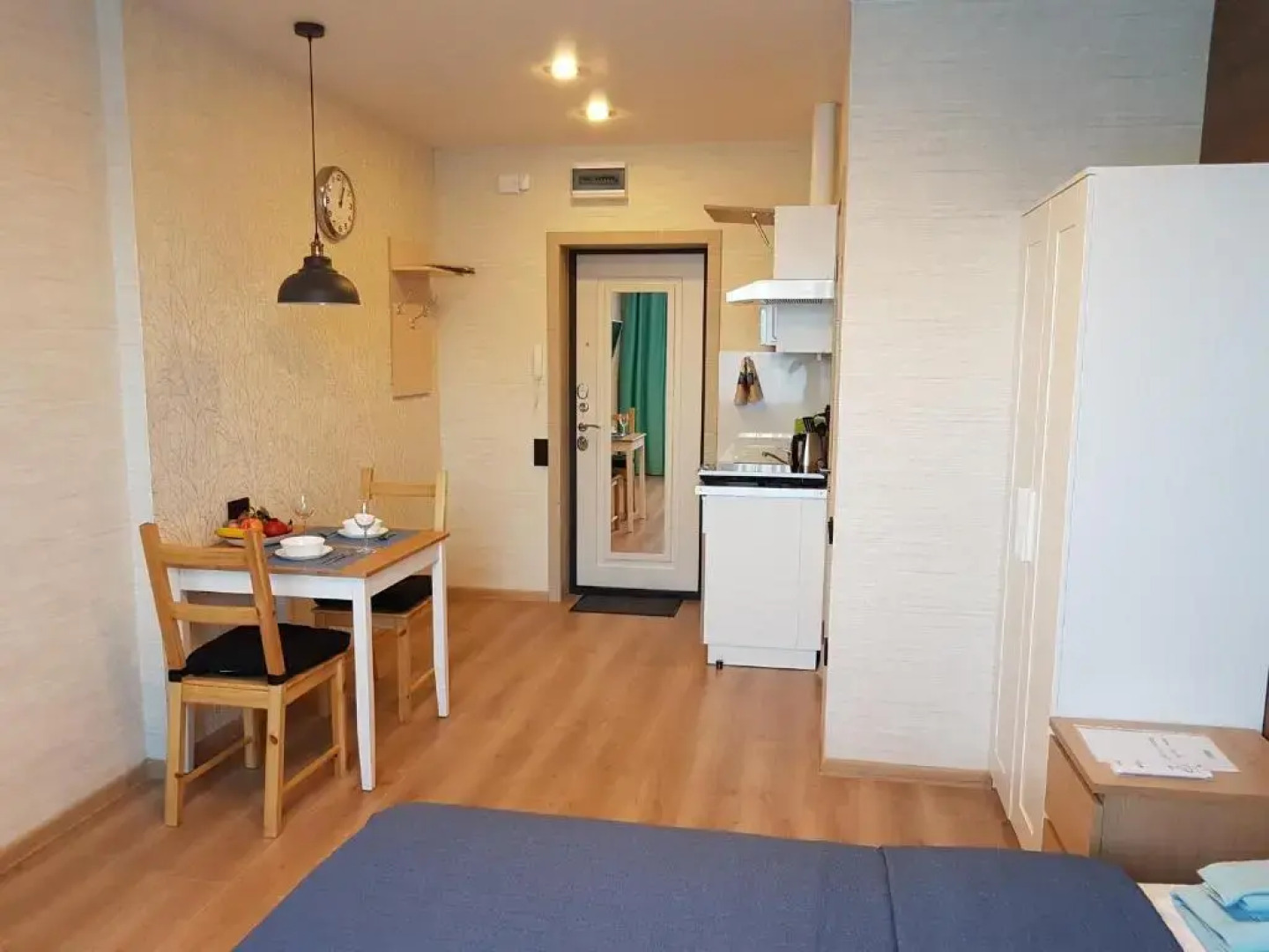 Апартаменты СитиЦентр Двухместные с видом на озеро 1