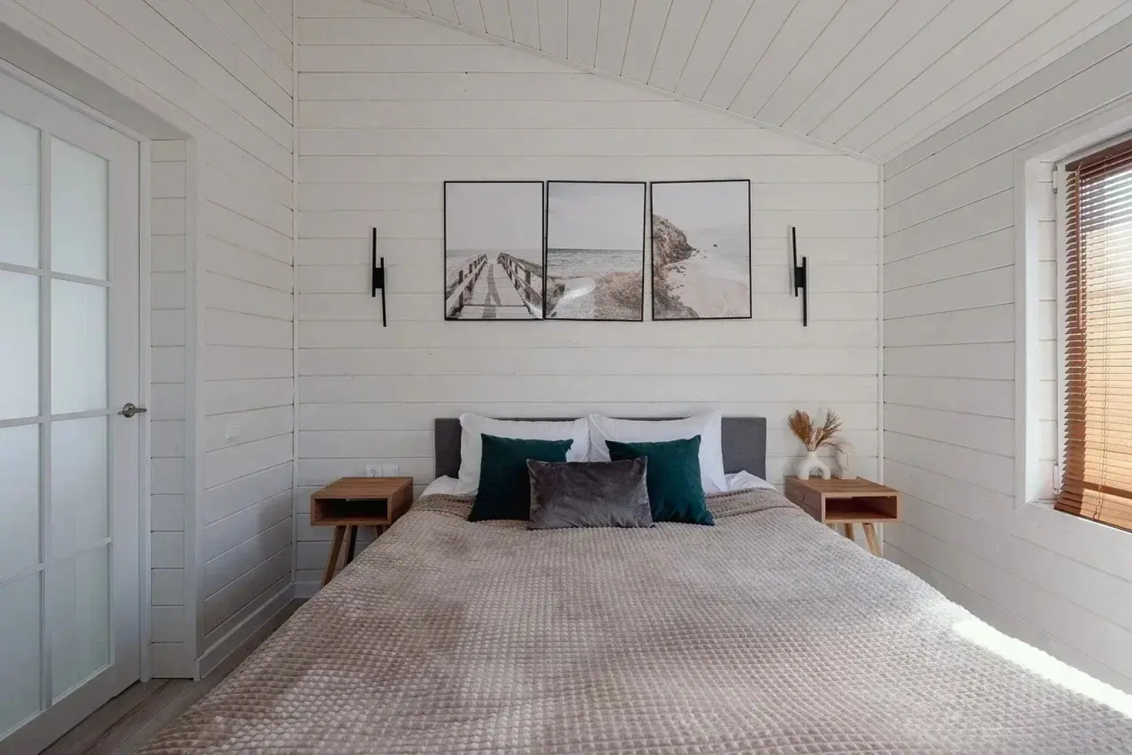 Частный дом в стиле Барнхаус на улице Южный Квартал 18 в Акатово