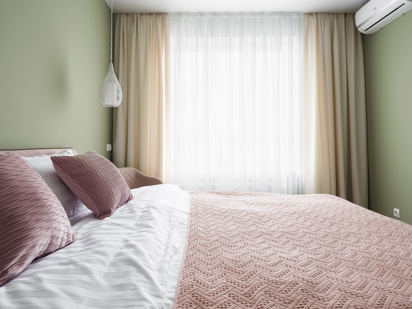 Апартаменты на 16 этаже с видом на парк Галицкого