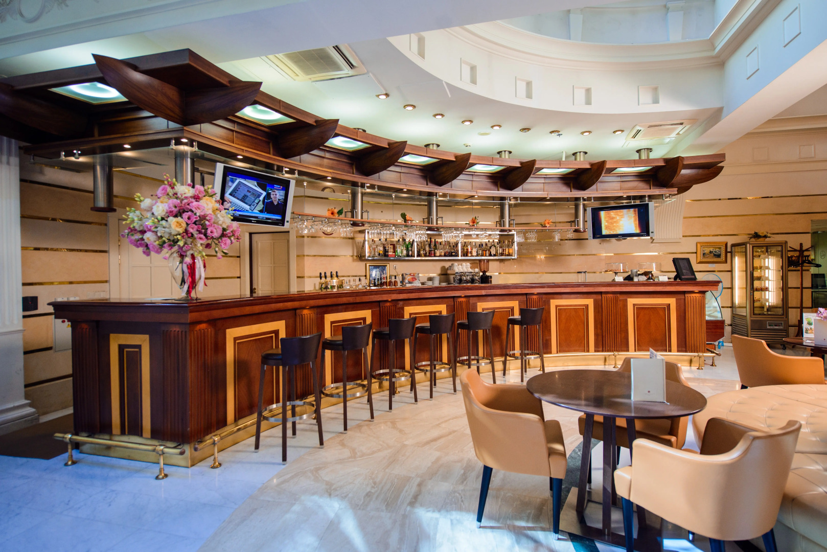 Отель Амбассадор