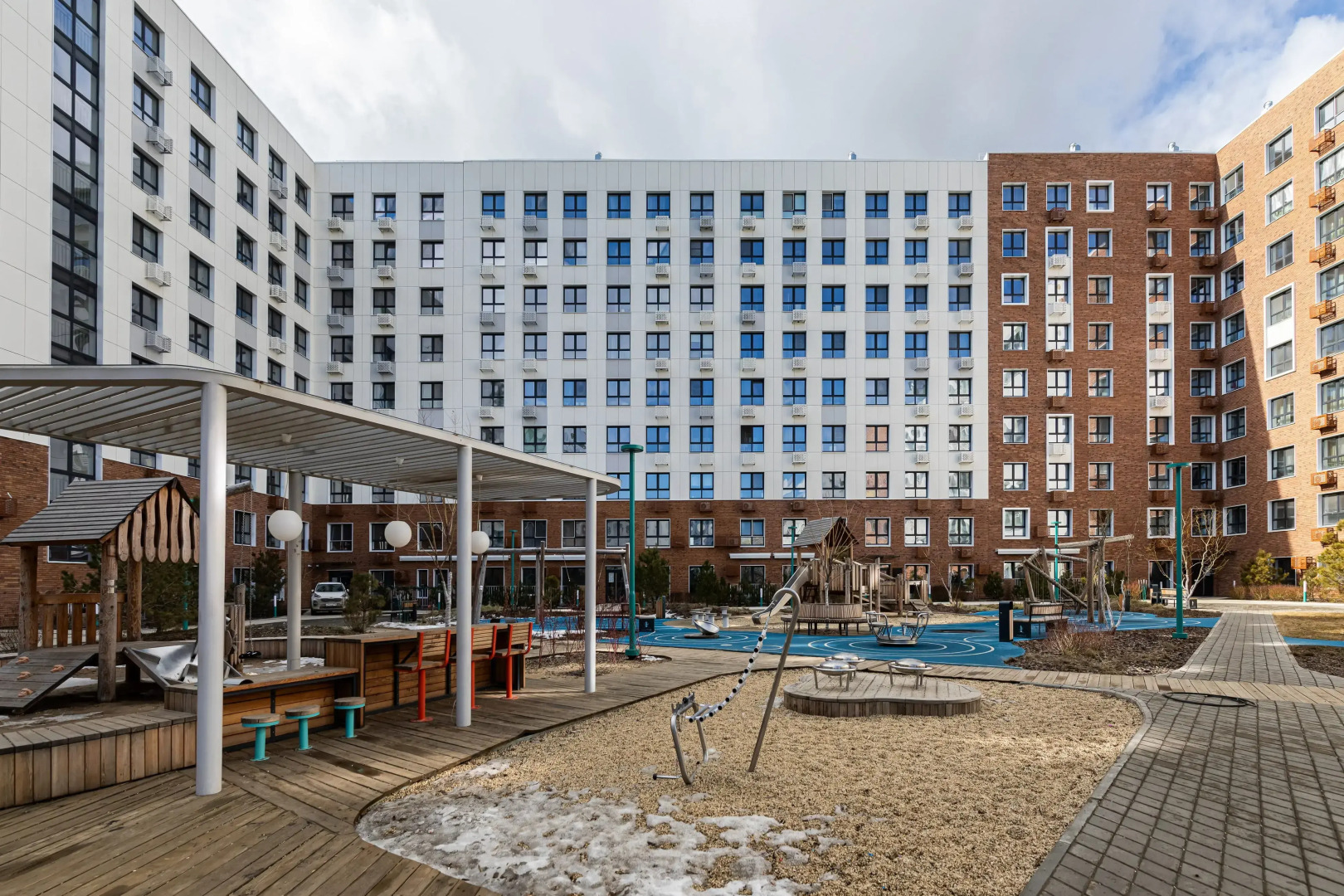 Апартаменты в ЖК Аквамарин на Беpeгу Озерa Kабан