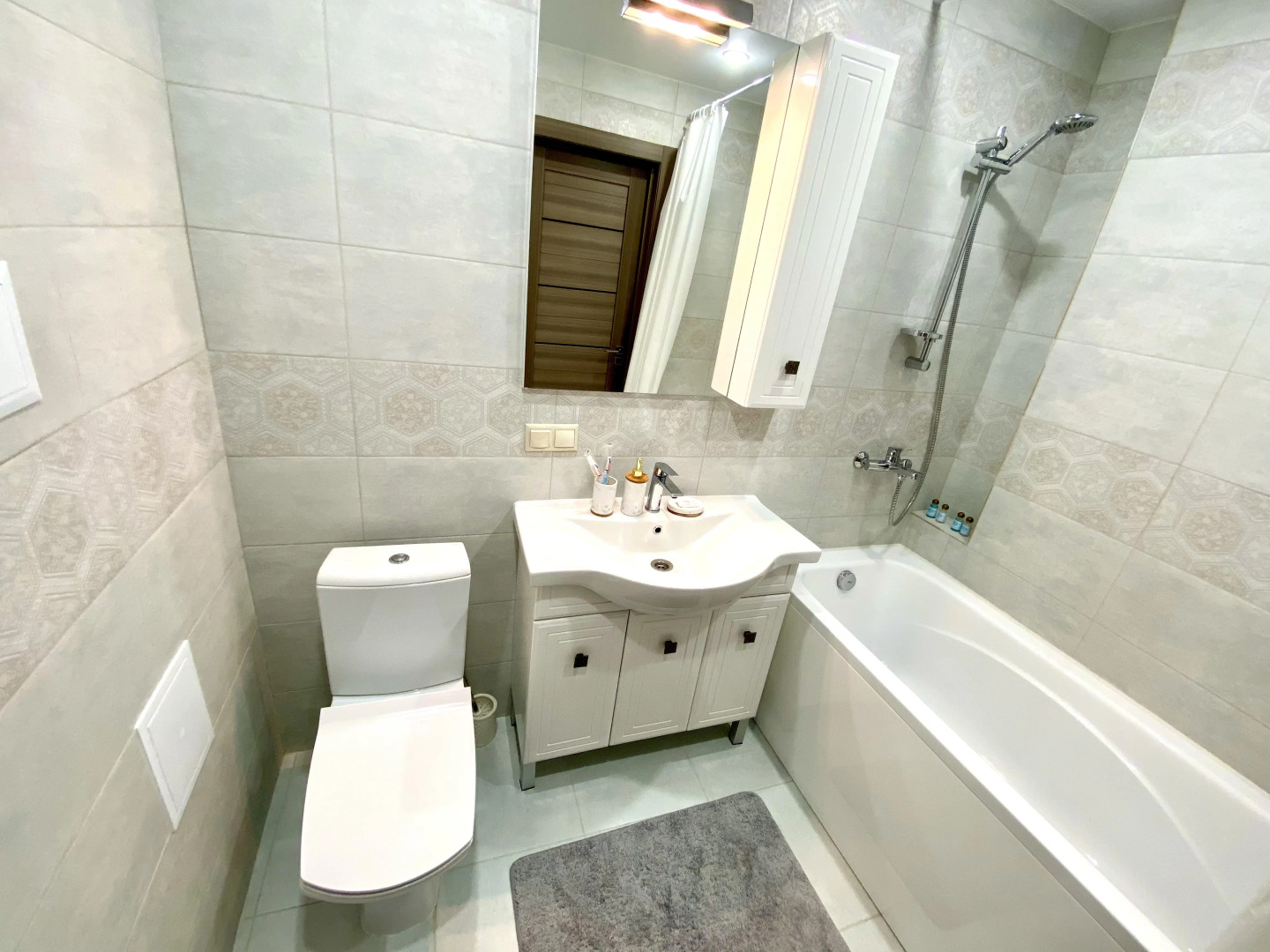 Апартаменты Fsf Премиальные В Центре - Дистанционный Заезд