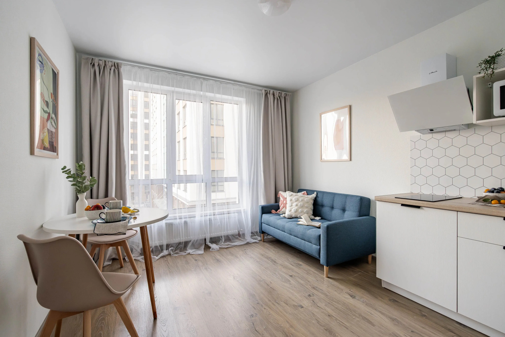 Апартаменты RoomyRoom Lomonosovskaya