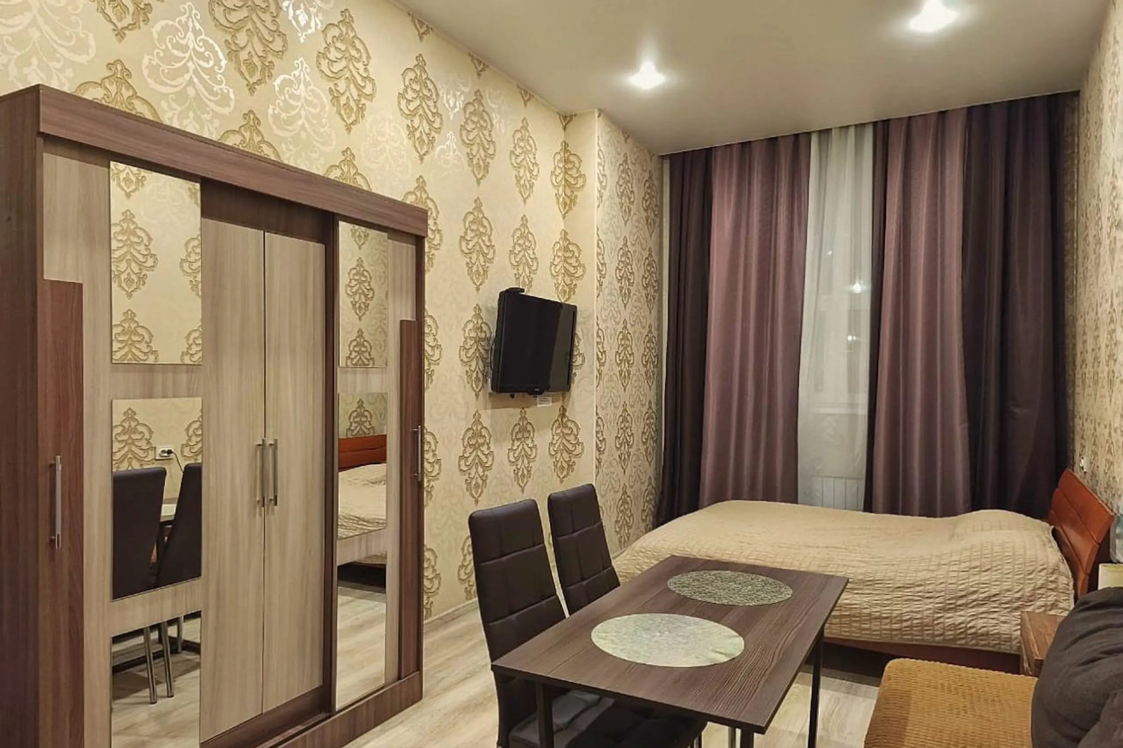 Отель Героев России