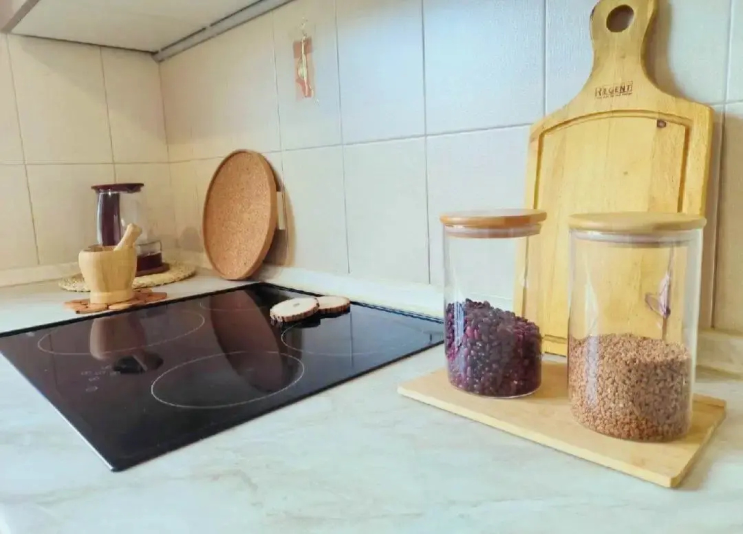 Уютные апартаменты Lora Home на Пражской