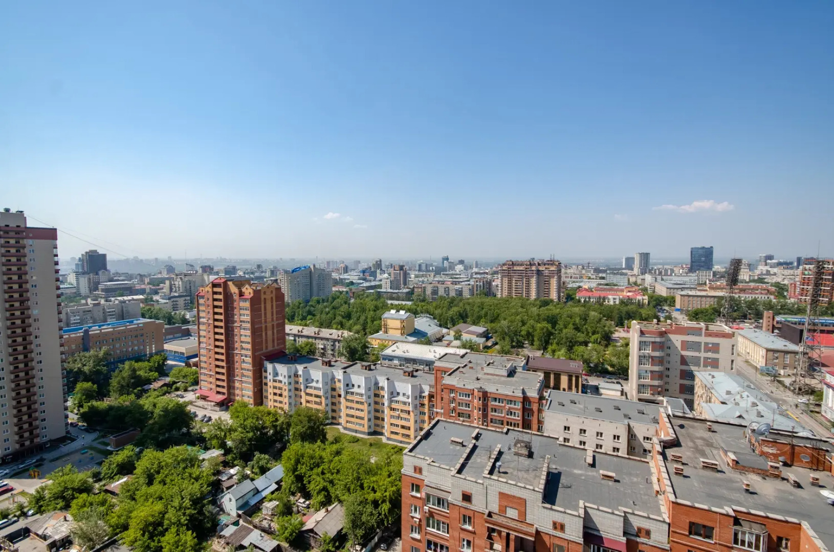 Апартаменты на улице Фрунзе 20 этаж 22