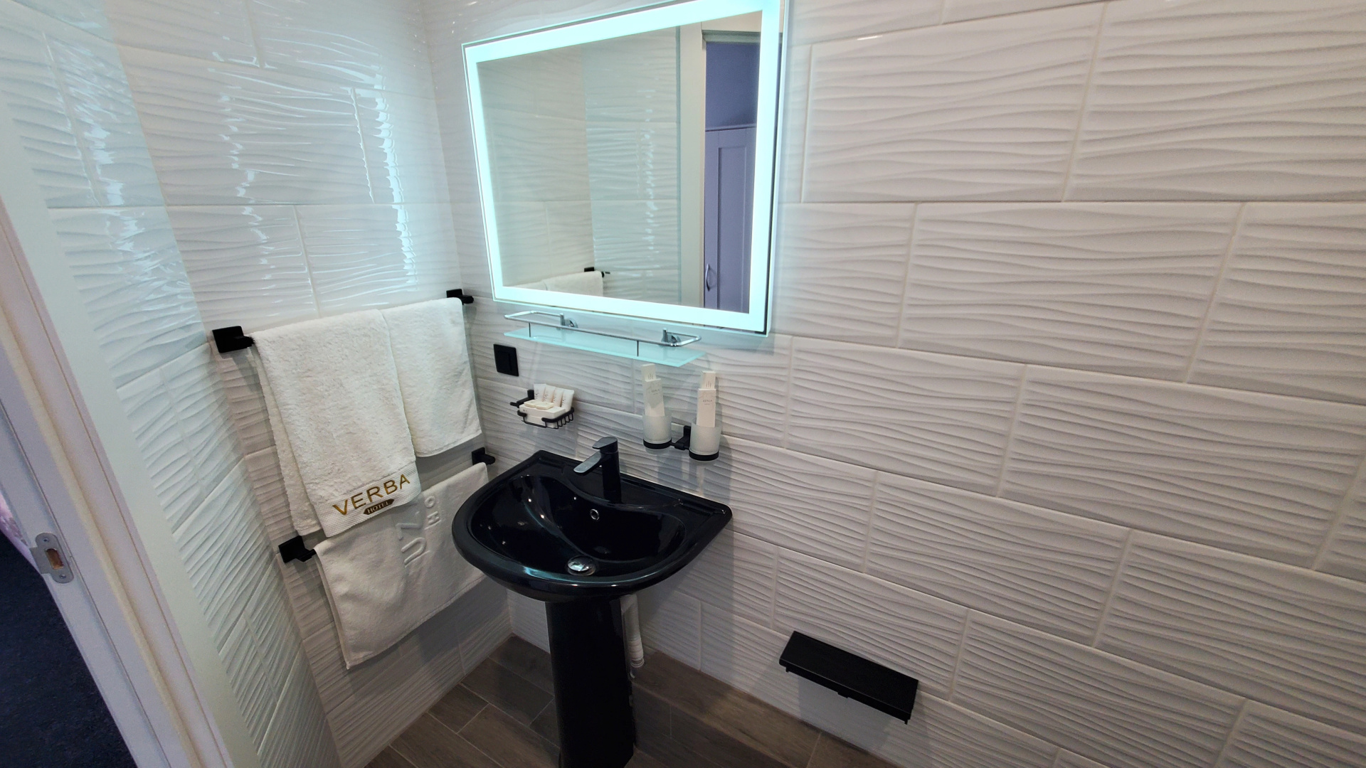 Отель Uzala