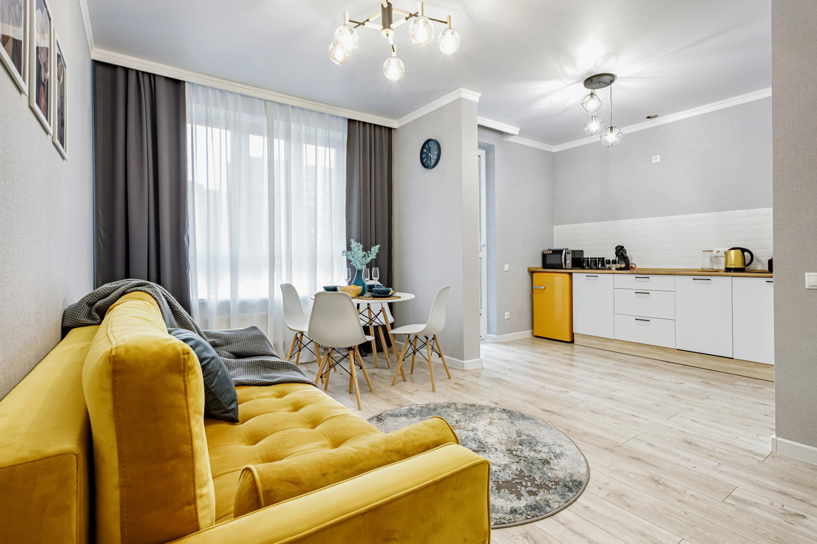 Апартаменты SCANDY HOME Парк Галицкого