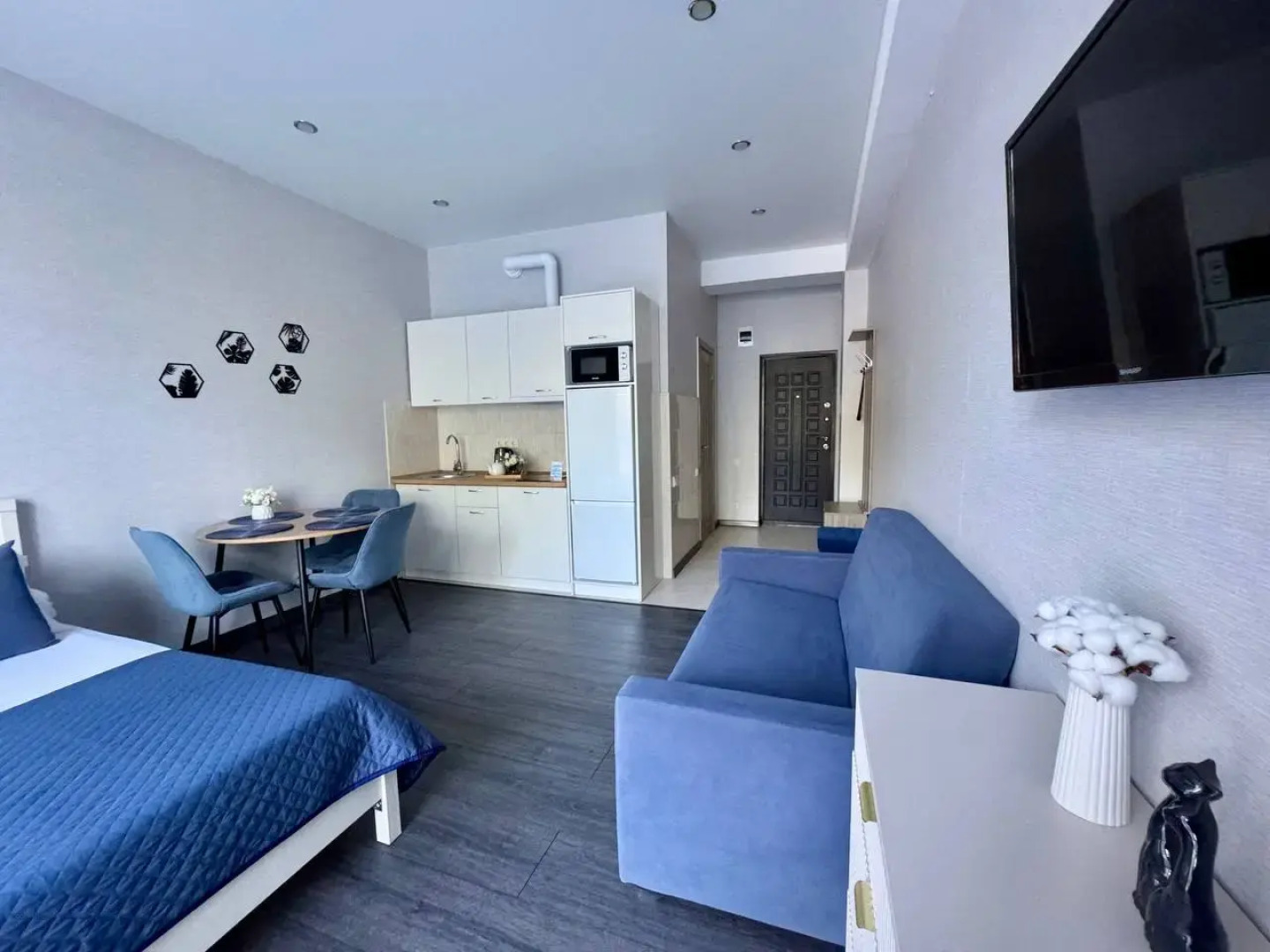 Апартаменты Студия ЖитьВСочиКруто в 10 Минутах Пешком до Моря