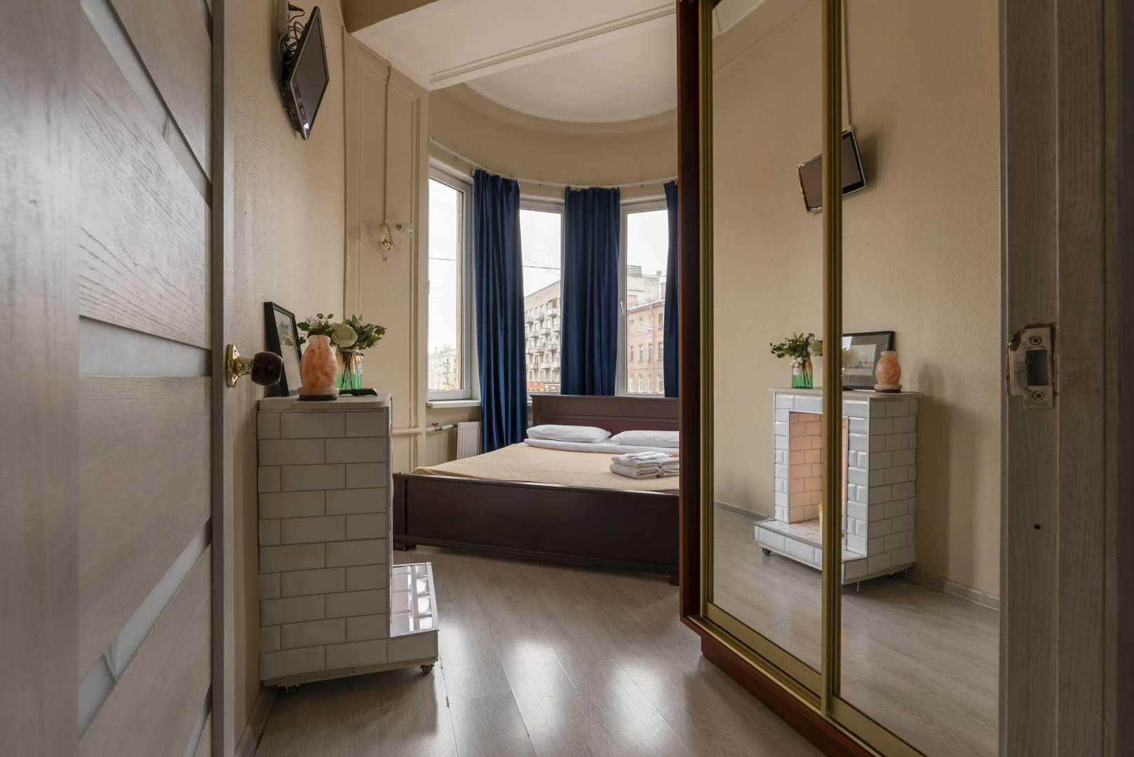 Апартаменты Двухкомнатные на Василеостровской