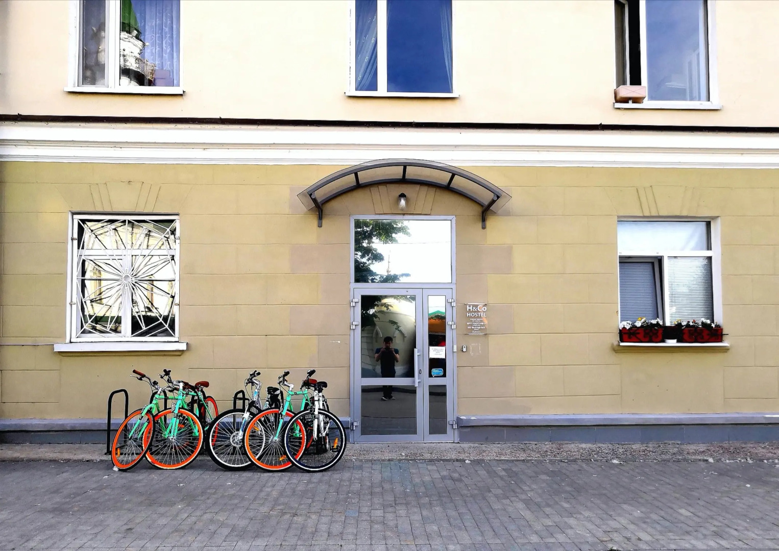 Хостел H&Co
