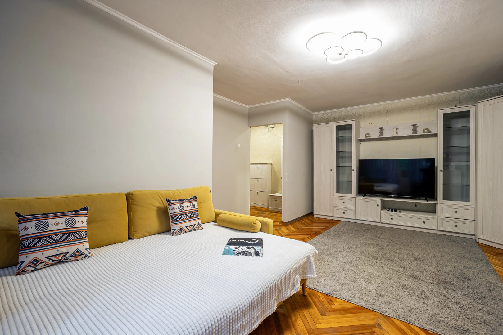 Квартира MaxRealty24 Лобачевского 80