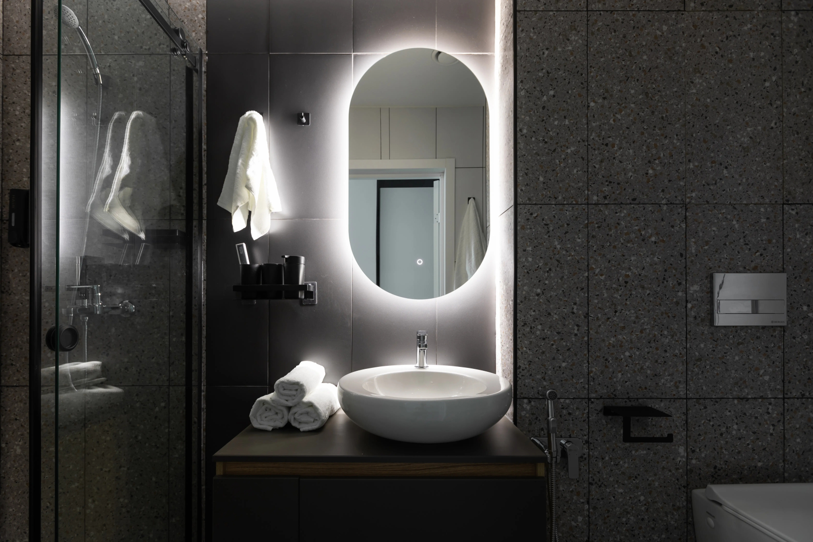 Квартира Voda на Боровой Satin home