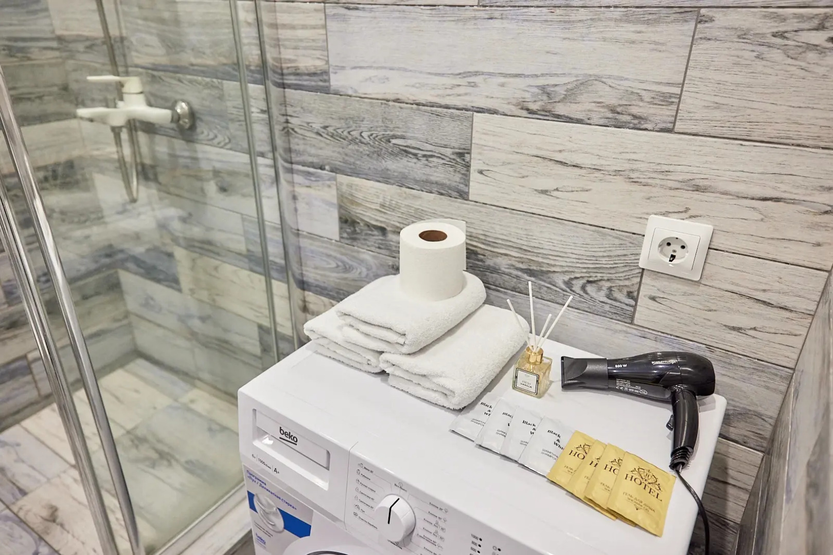 Апартаменты 2-х комнатные около Меги