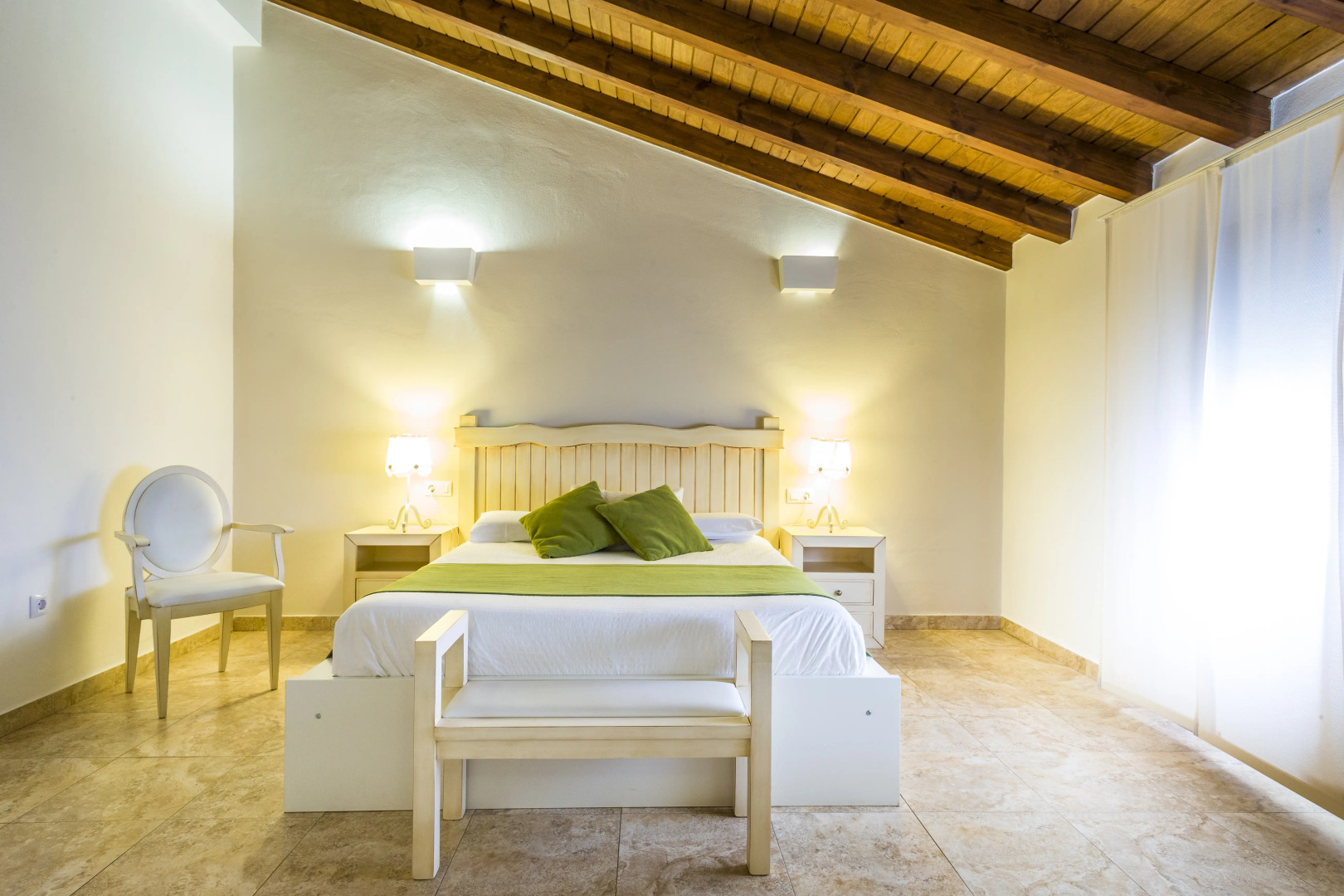 Мини-Отель Arohaz Hotel&Gastrobar