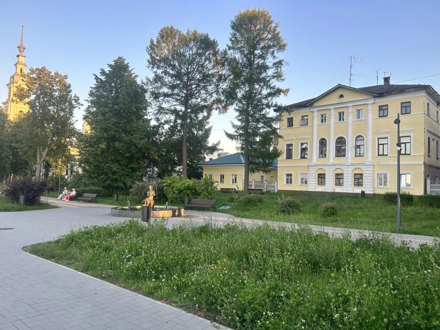 Квартира Двухкомнатная в Центре на Набережной